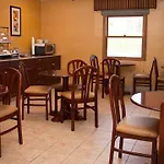 Clarion Pointe Charlottesville 