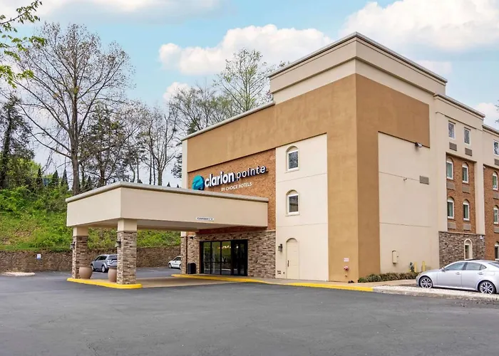 Clarion Pointe Charlottesville